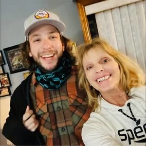 Meet your Posher, Laurie